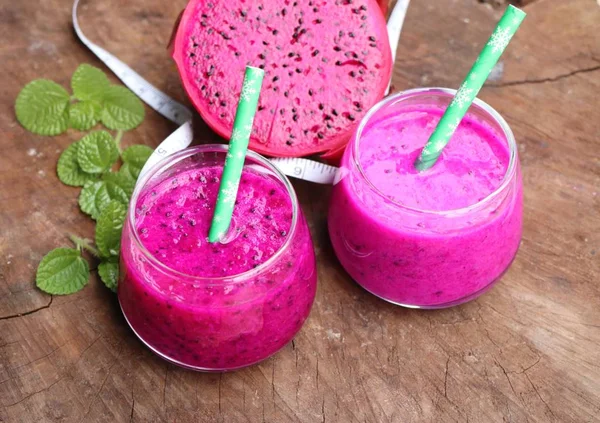 dragon fruit juice smoothies