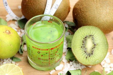 kivi suyu güler yüzlü ile 