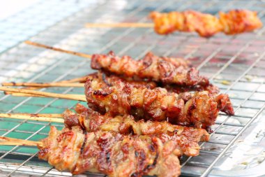 sokak Road kavrulmuş domuz eti