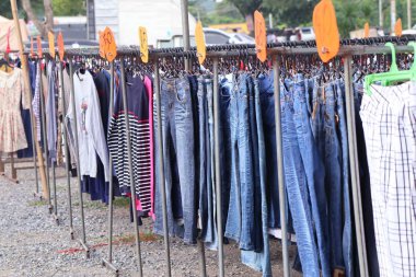 Dükkanı pantolon Street