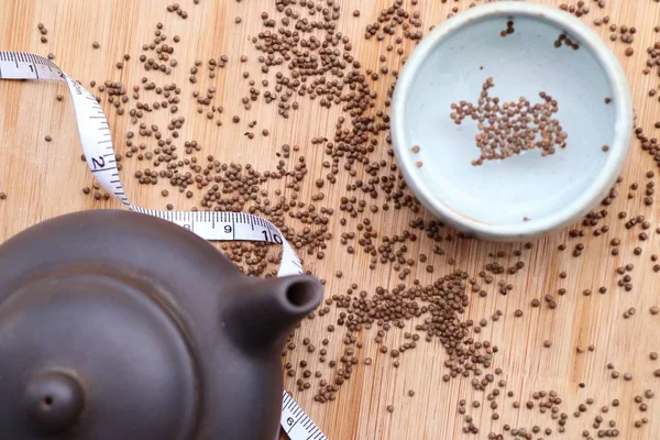 Perilla frutescens tohum çay ile