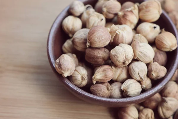 yığın kakule ot baharatlı