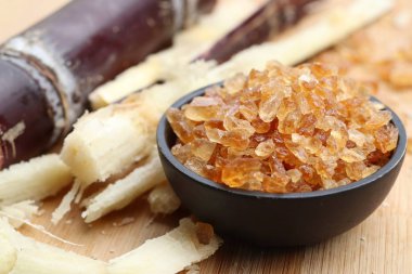 Şeker kamışı pekmezi ile