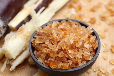 Şeker kamışı pekmezi ile