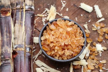 Şeker kamışı pekmezi ile