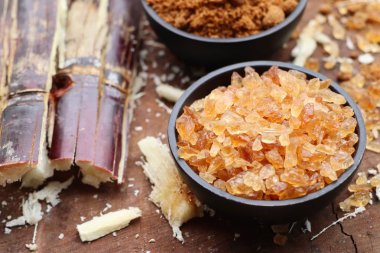 Şeker kamışı pekmezi ile