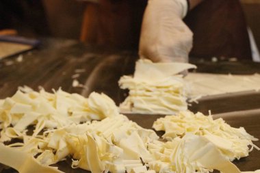 Tatlı çikolata yapma