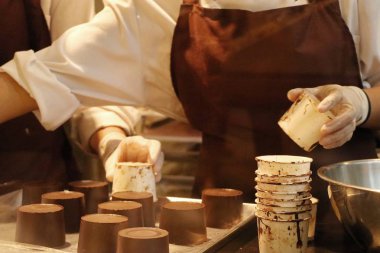 Tatlı çikolata yapma