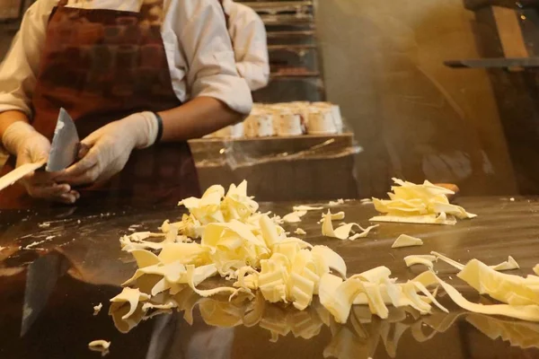 Tatlı çikolata yapma