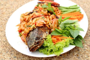 Baharatlı balık biber