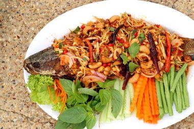 Baharatlı balık biber