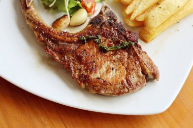 domuz pirzolası biftek ızgara