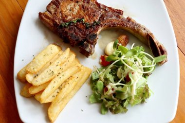 domuz pirzolası biftek ızgara