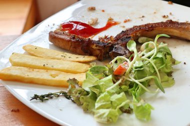 domuz pirzolası biftek ızgara