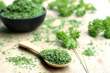 Kuru ot maydanoz yaprakları