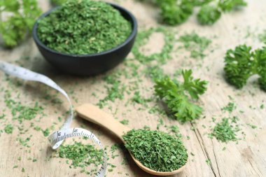 Kuru ot maydanoz yaprakları