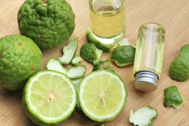 taze Güney Afrika'da bir kabile kireç petrol