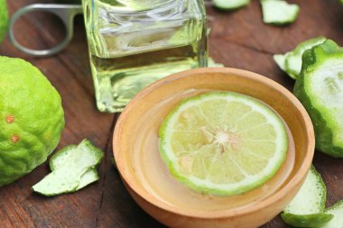 taze Güney Afrika'da bir kabile kireç petrol