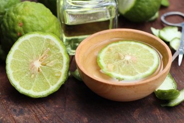 taze Güney Afrika'da bir kabile kireç petrol