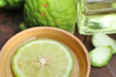 taze Güney Afrika'da bir kabile kireç petrol