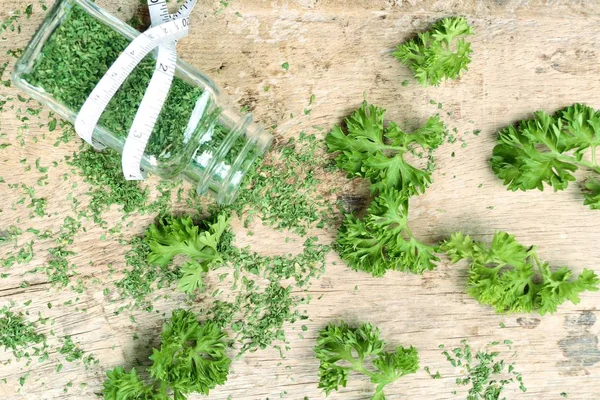 Kuru ot maydanoz yaprakları