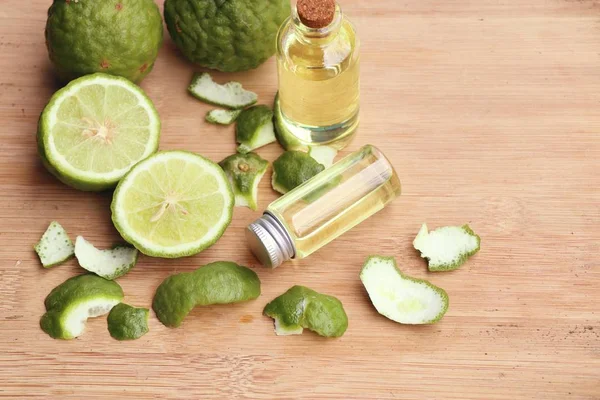 taze Güney Afrika'da bir kabile kireç petrol