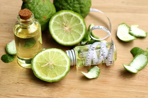 taze Güney Afrika'da bir kabile kireç petrol