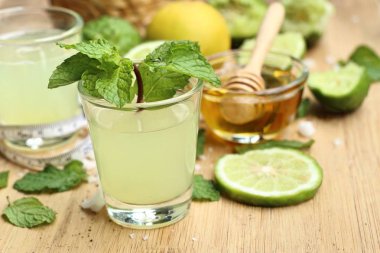 Güney Afrika'da bir kabile kireç ve limon