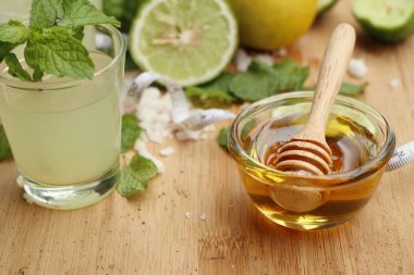 Güney Afrika'da bir kabile kireç ve limon