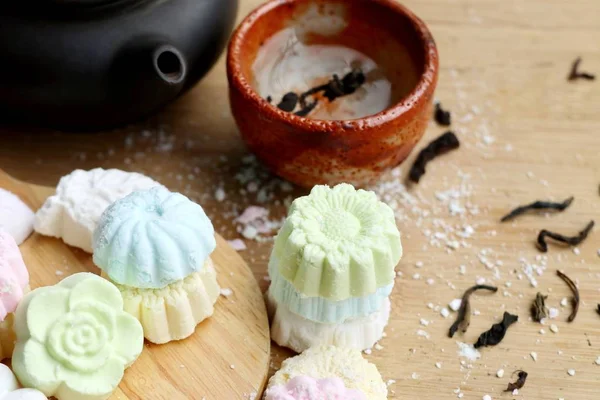 Tay tatlı ve sıcak çay