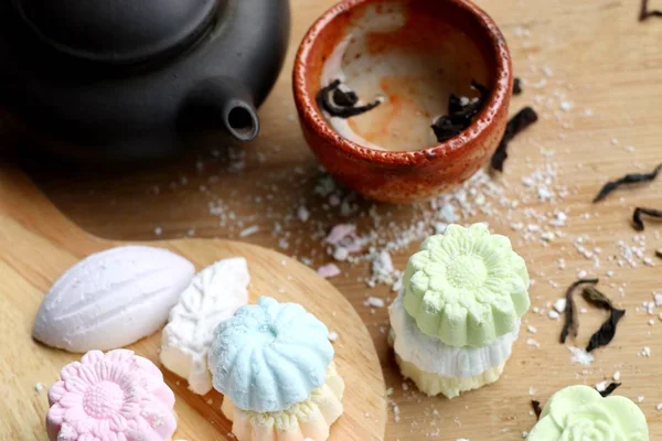 Tay tatlı ve sıcak çay