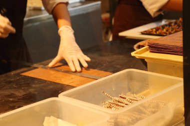 Tatlı çikolata yapma