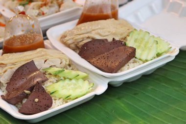 tavuk haşlanmış pirinç