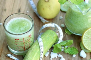 Limon salatalık yüzlü