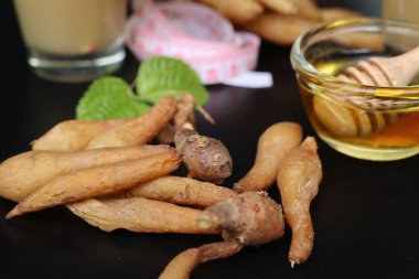 zencefil limon suyuyla