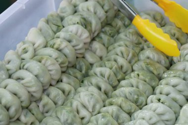 Kızarmış sarımsak chives hamur tatlısı