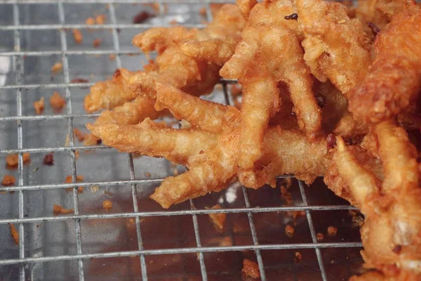 Fried chicken at street food — Stock Photo, Image