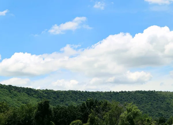 Blå himmel bakgrund konsistens — Stockfoto