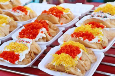 Taylandlı çıtır gözleme - kremalı krep