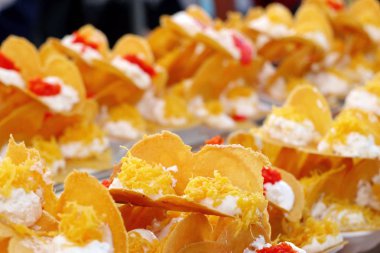 Taylandlı çıtır gözleme - kremalı krep