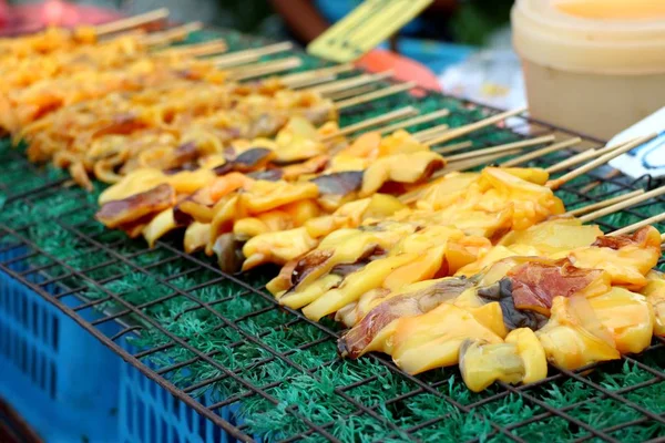 Calmar grillé à la nourriture de rue — Photo