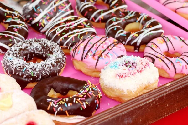 Donuts en la comida callejera — Foto de Stock