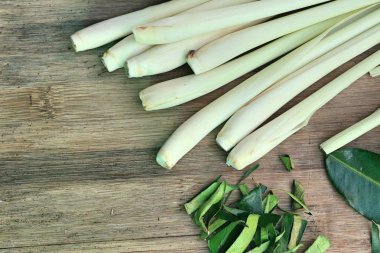 Limon otu ve Güney Afrika'da bir kabile kireç yaprakları