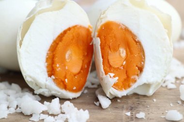 tuzlu yumurta yuvada