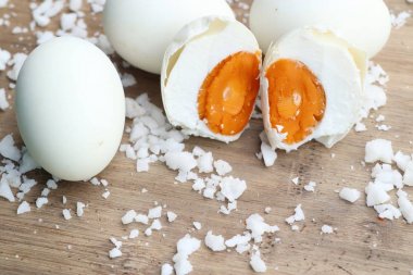 tuzlu yumurta yuvada