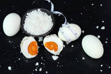 tuzlu yumurta yuvada