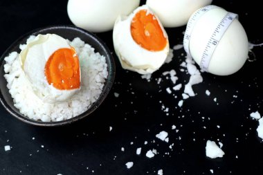 tuzlu yumurta yuvada