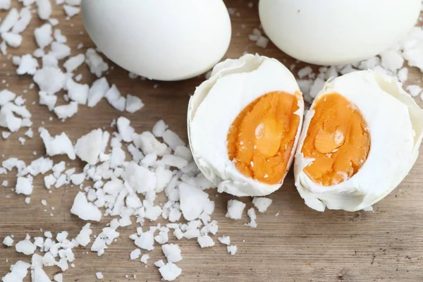 tuzlu yumurta yuvada