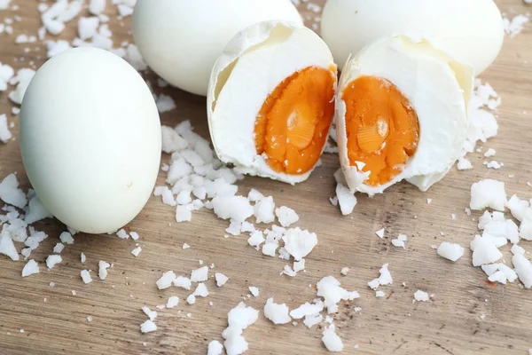 tuzlu yumurta yuvada