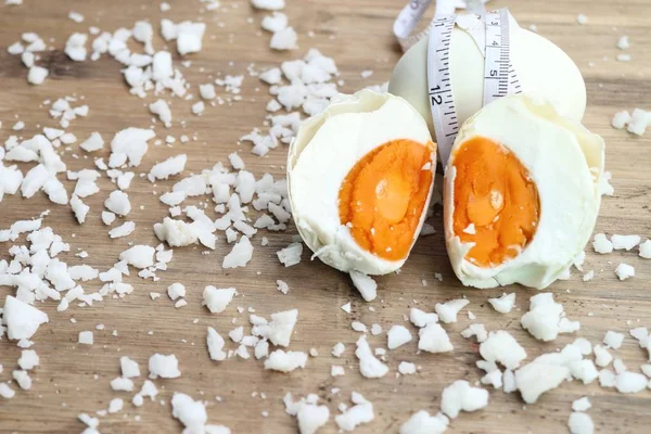 tuzlu yumurta yuvada